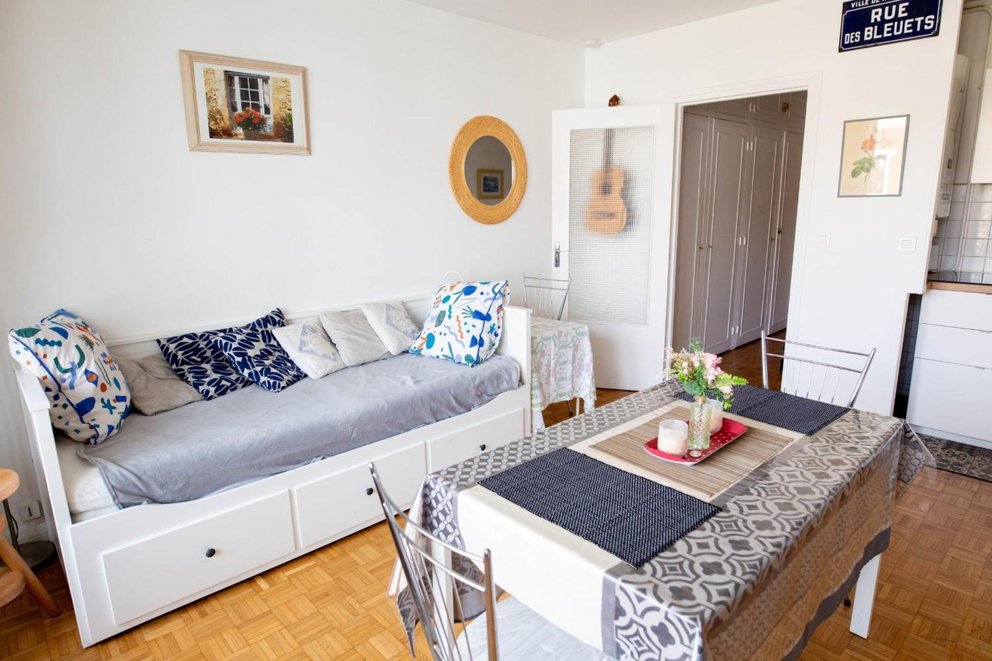 Appart Hotel - Le Nid - 25Min Paris โรแมงวิลล์ ภายนอก รูปภาพ
